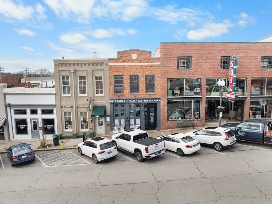 812 S Main St, Columbia, TN 38401 - photo 1