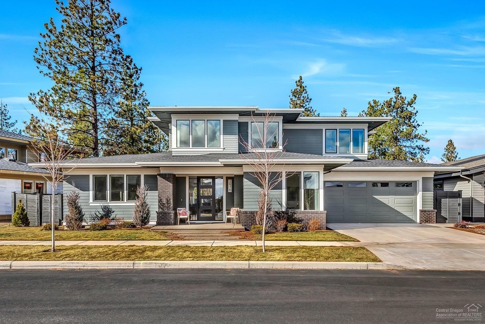 2976 NW Celilo Ln, Bend, OR 97703 - photo 1