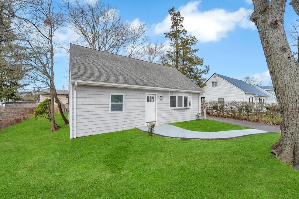 Pending $510,000 • Co-Listing Agent
