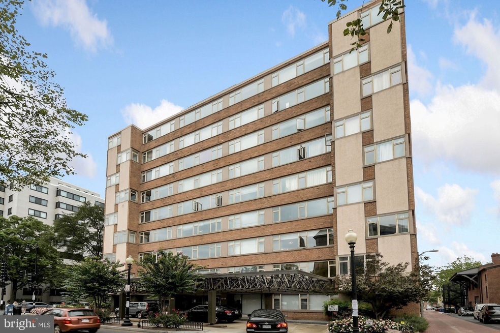 Dupont East Condominium unit 519, Washington, DC 20036 - photo 1