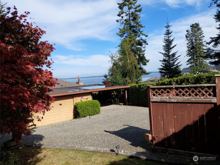 Sold $695,000 • Co-Listing Agent