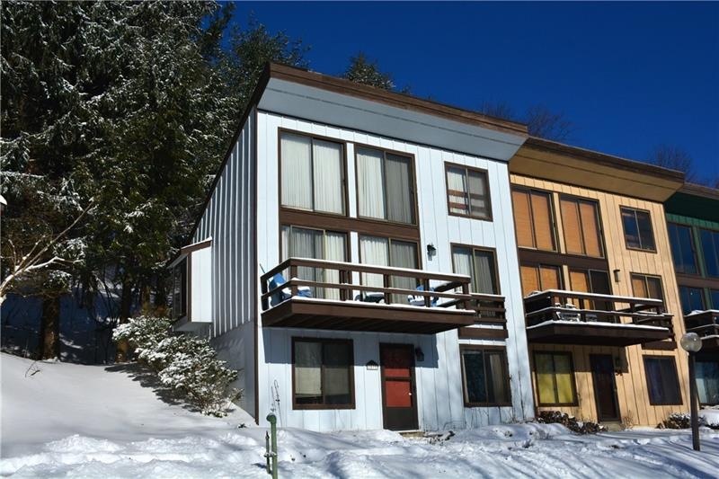 53 Valleyview Drive