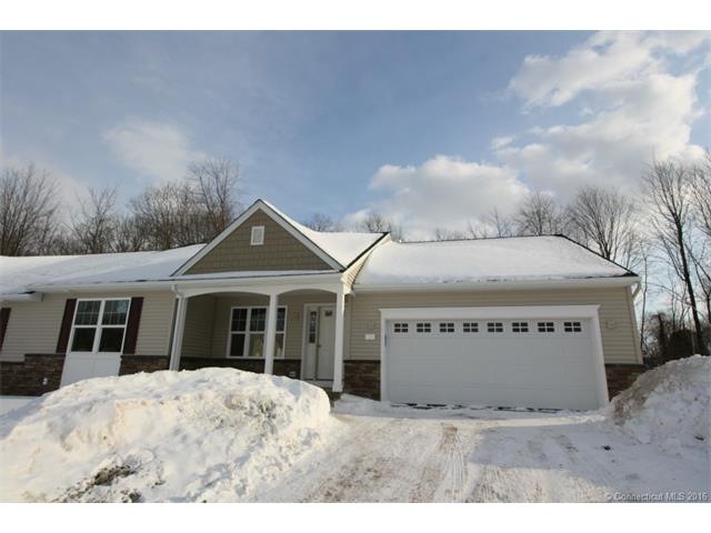 46 Woodridge Dr unit 46, Windsor Locks, CT 06096 - photo 1
