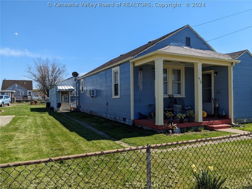 412 18th St, Dunbar, WV 25064 - photo 1