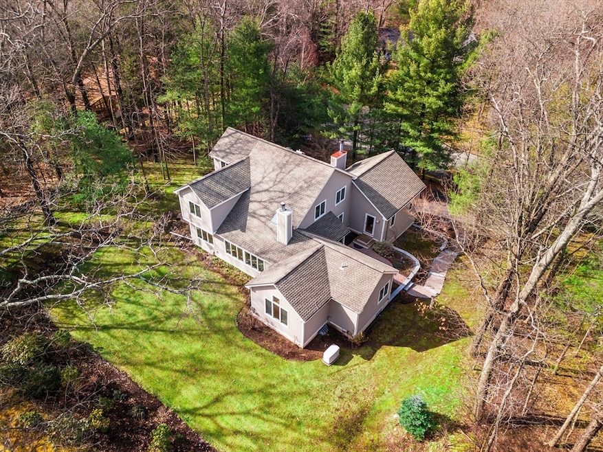 36 Appledore Ln, North Andover, MA 01845 - photo 1