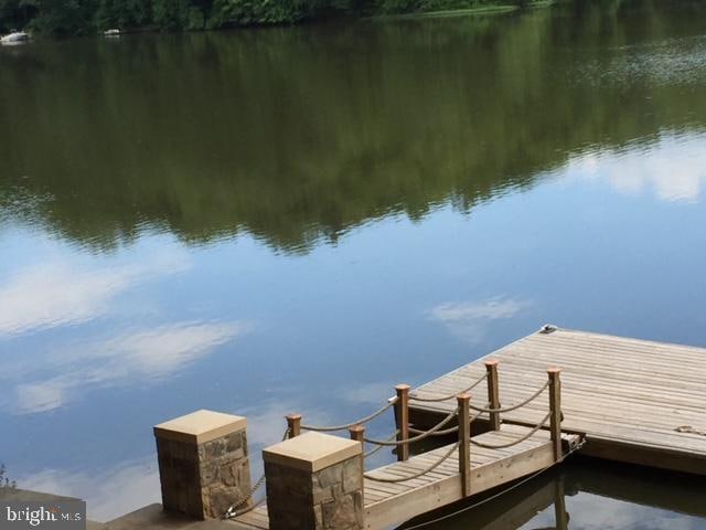 8341 Rebecca St, Manassas, VA 20112 - photo 1