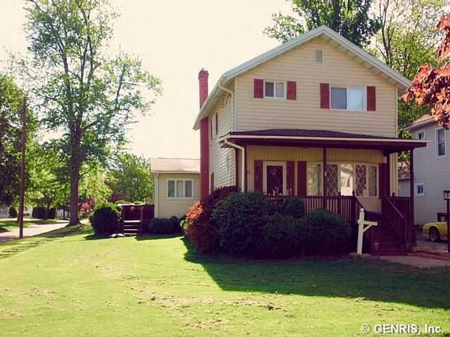 Exterior Front. Lovely corner lot in a quiet neigh