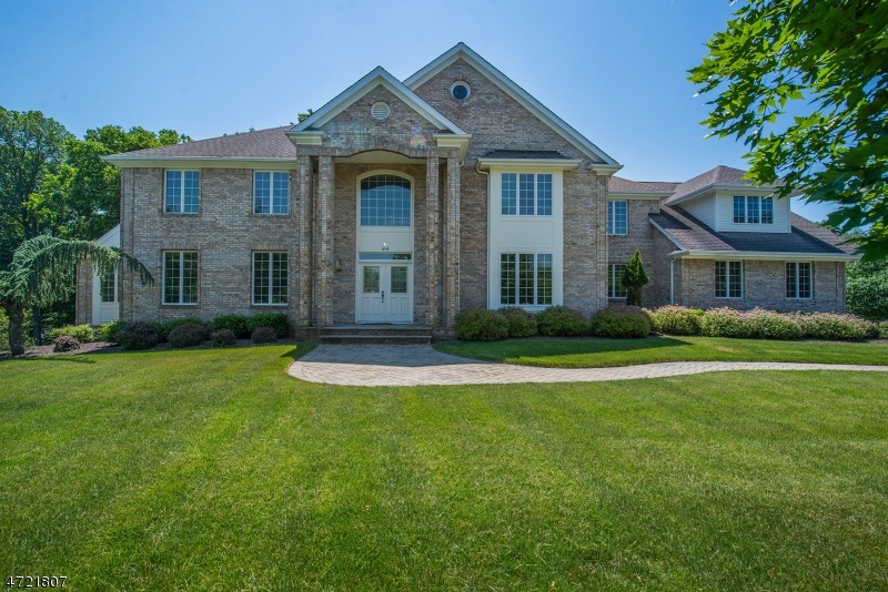 94 Pancake Hollow Dr, Wayne, NJ 07470 - photo 1