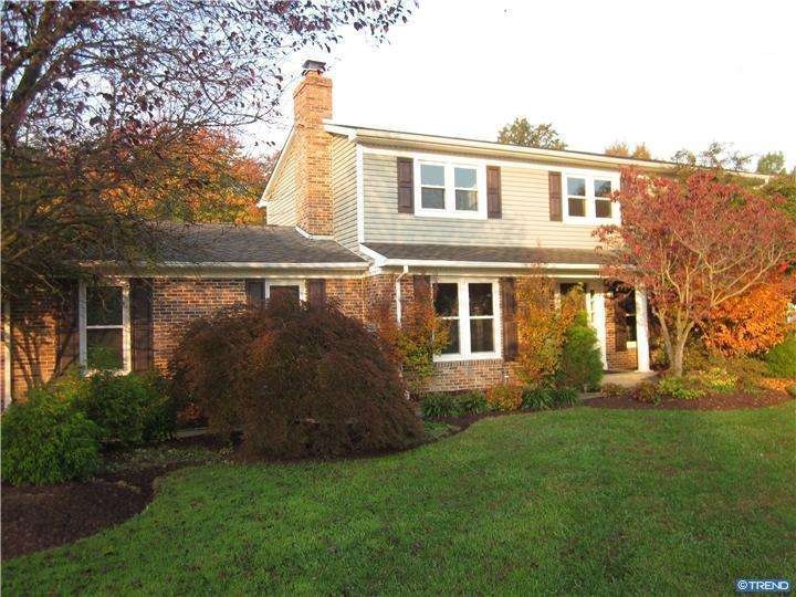 130 Loretta Ln, Bear, DE 19701 - photo 1