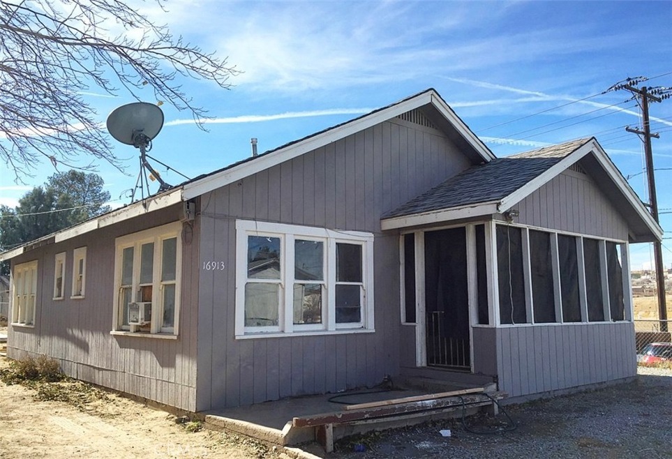 16913 Rio Vista St, Victorville, CA 92395 - photo 1