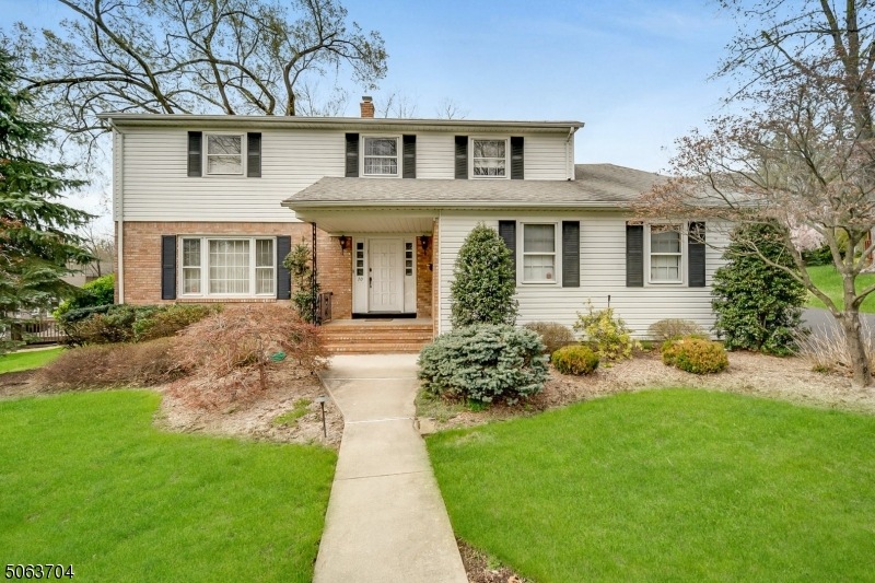 10 Webster Dr, Wayne, NJ 07470 - photo 1