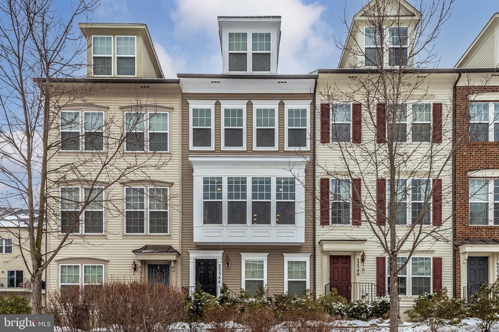 22544 Phillips St unit 302, Clarksburg, MD 20871 - photo 1