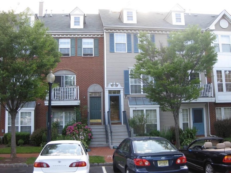 34 Willow St unit Th, Jersey City, NJ 07305 - photo 1