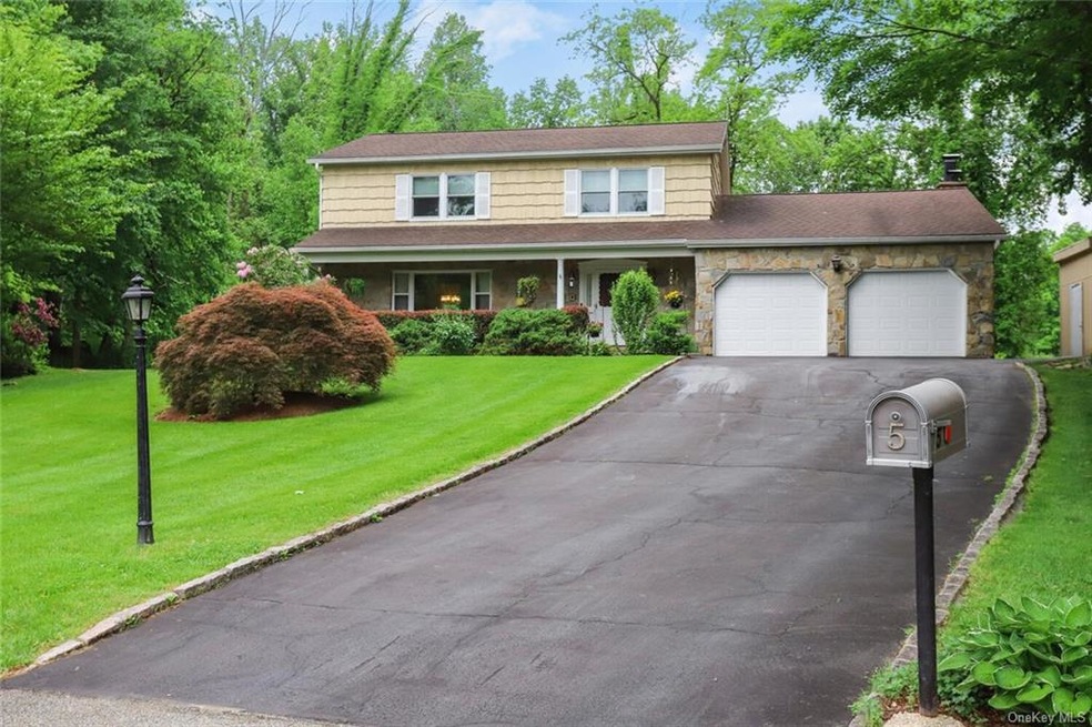 5 Frank Guichad Ct, Cortlandt Manor, NY 10567 - photo 1