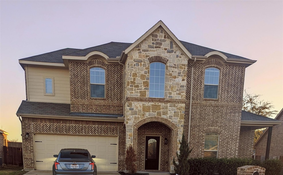 1616 Signature Dr, Weatherford, TX 76087 - photo 1