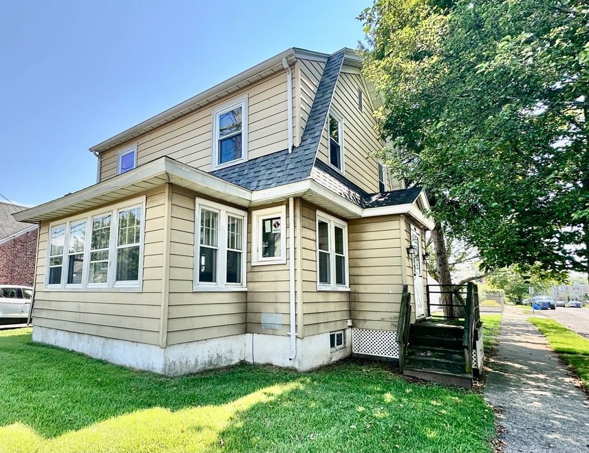 176 2nd Ave, West Haven, CT 06516 - photo 1