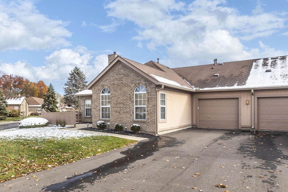 2533 Timberside Dr, Columbus, OH 43235 - photo 1