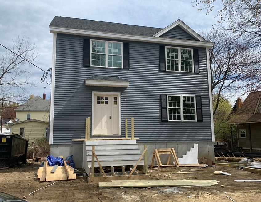 4 Arthur St, Haverhill, MA 01832 - photo 1