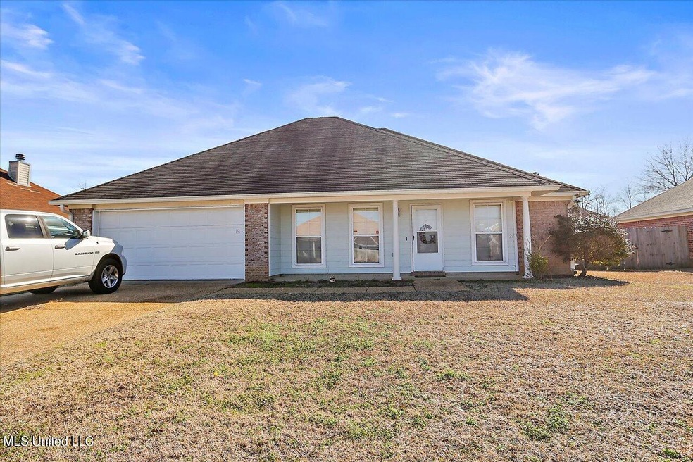 01-115 Cherry Laurel Circle