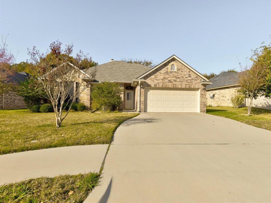 844 Andi Way, Weatherford, TX 76086 - photo 1