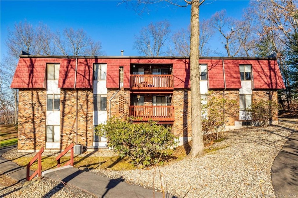 10 Woodsedge Dr unit 6B, Newington, CT 06111 - photo 1