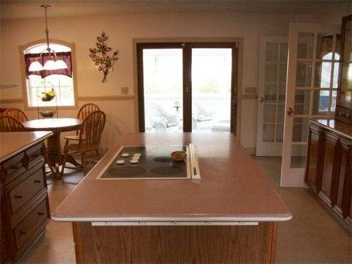 110 East St, South Hadley, MA 01075 - photo 1