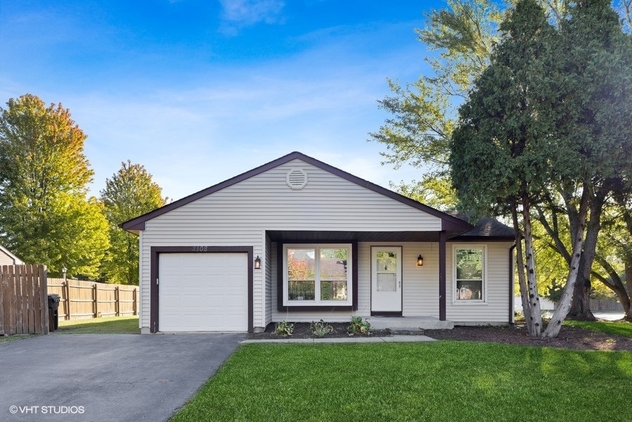 2108 Navarone Dr, Naperville, IL 60565 - photo 1