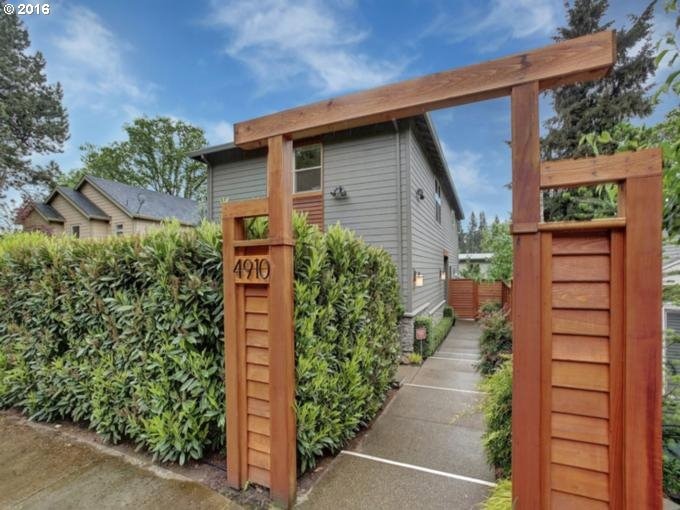 4910 Lower Dr, Lake Oswego, OR 97035 - photo 1