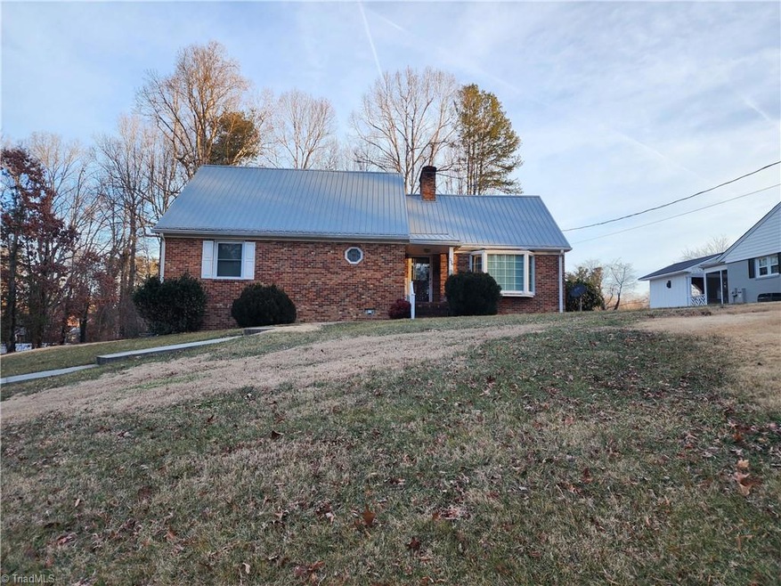 226 Wrenn Ave, Mount Airy, NC 27030 | MLS# 1130766