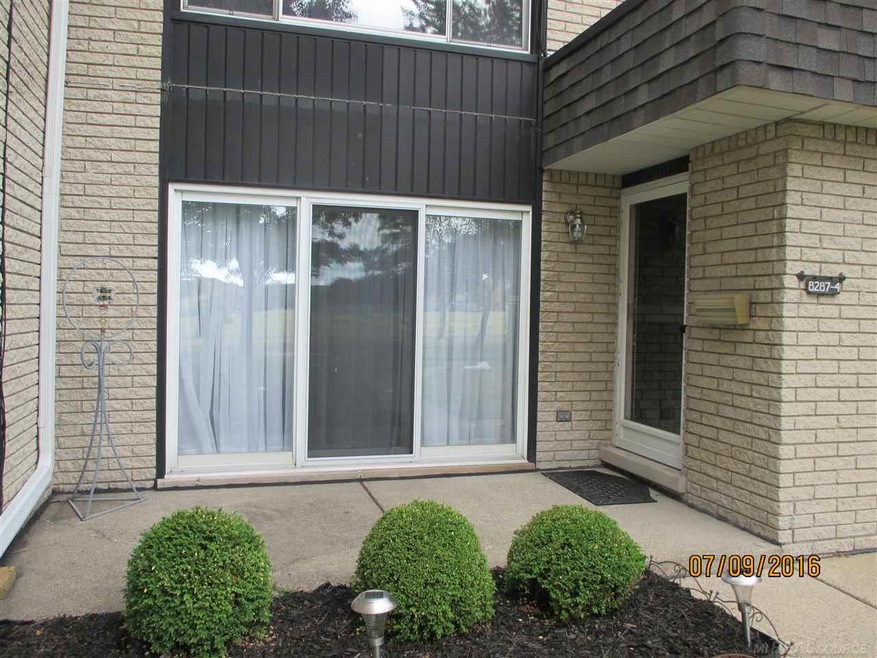 8287 Kennedy Cir unit 4, Warren, MI 48093 - photo 1