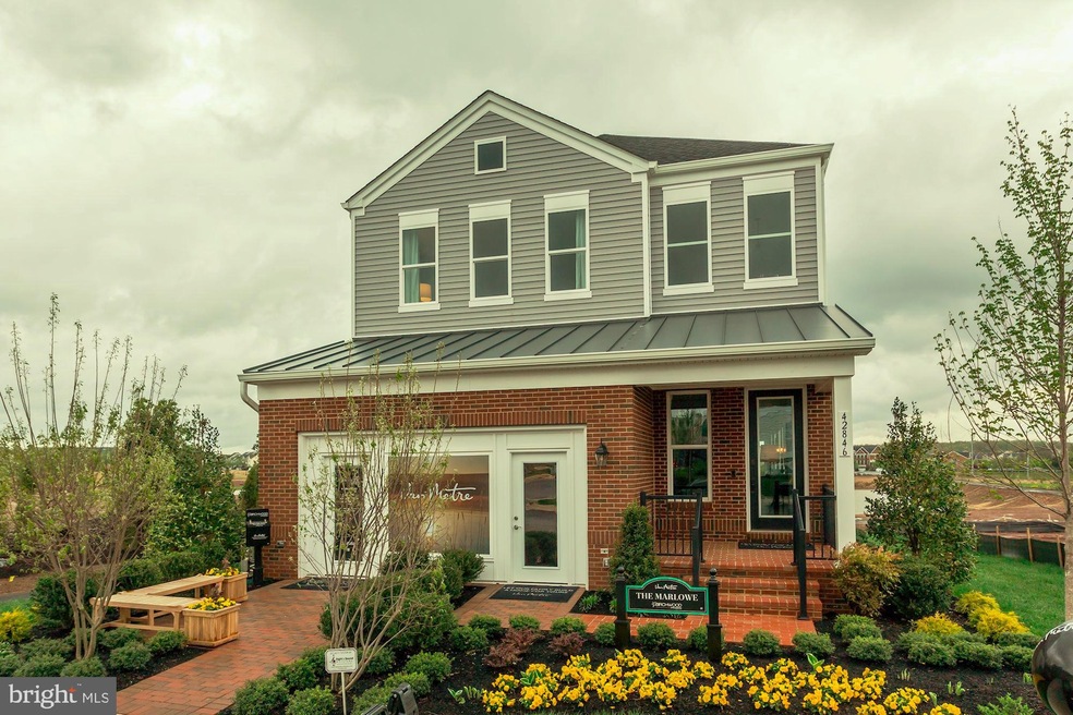 42862 Beaver Crossing Square, Ashburn, VA 20148 - photo 1