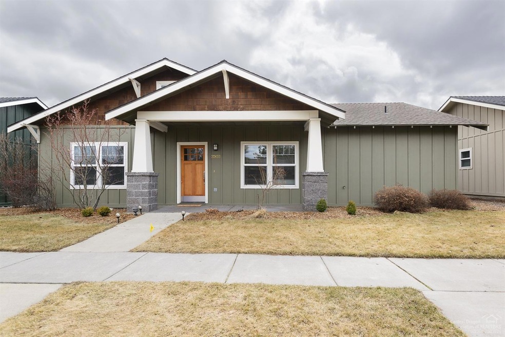 20655 Redwing Ln, Bend, OR 97702 - photo 1