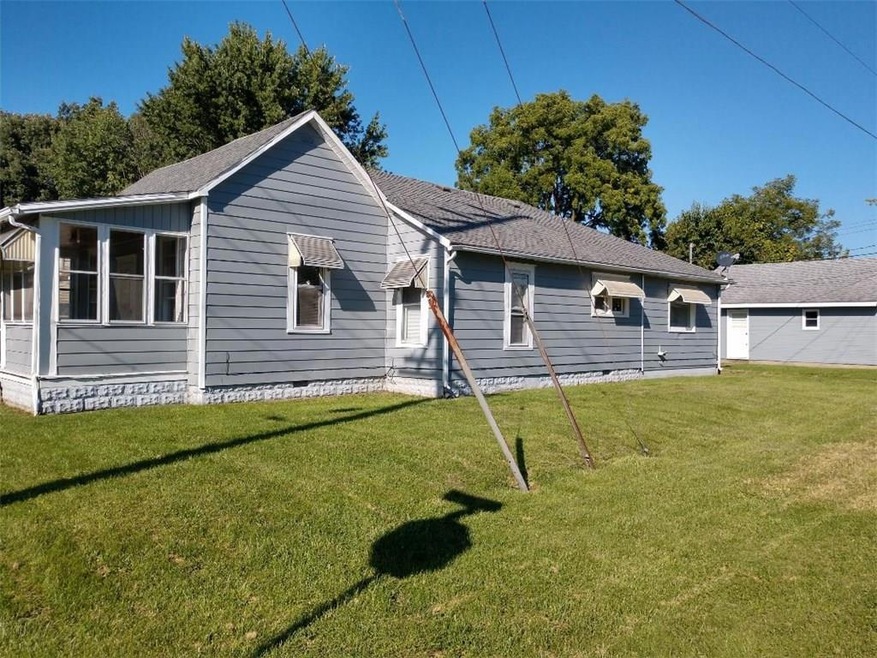 1510 S Luick Ave, Muncie, IN 47302 - photo 1