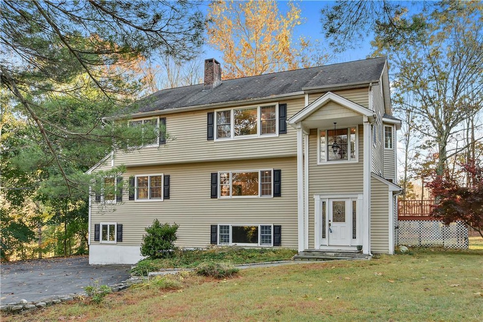 7 Hilldale Ave, Somers, NY 10589 - photo 1