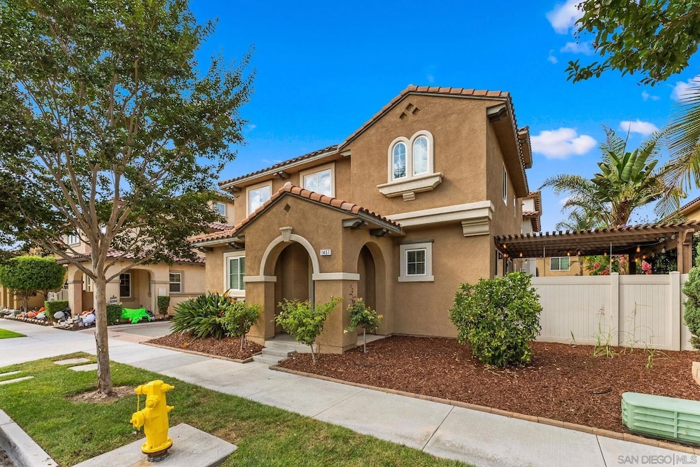 For Sale $999,900 • Co-Listing Agent