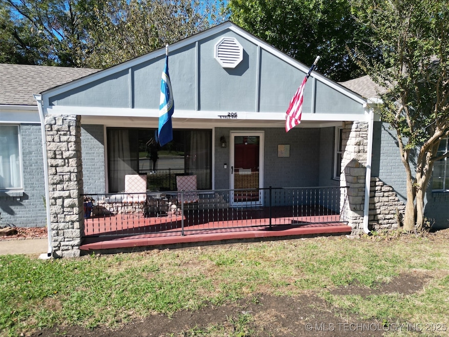 206 S Yale Ave, Tulsa, OK 74112 - photo 1
