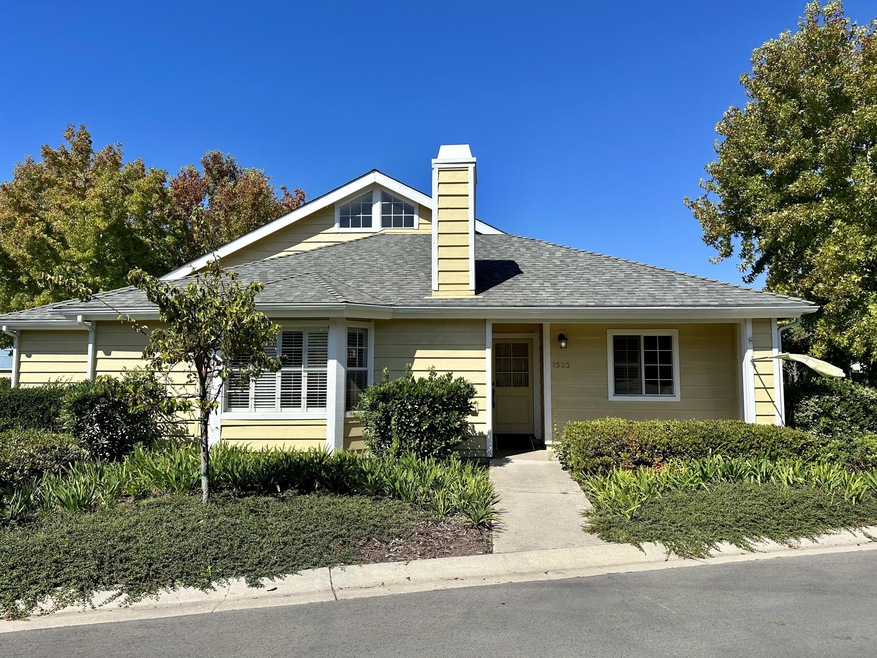 1525 Meadowbrook Circle