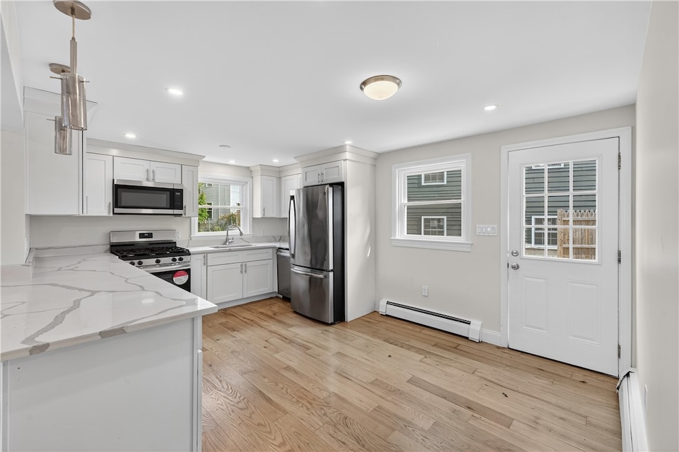 31 Peach Ave, Providence, RI 02906 - photo 1