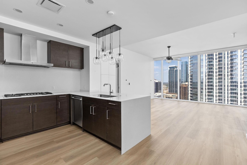 The Independent unit 3004, Austin, TX 78701 - photo 1