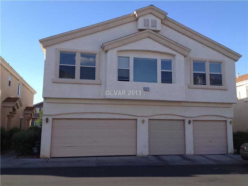 Property Photo. Awesome 2 bedroom townhome with 1-
