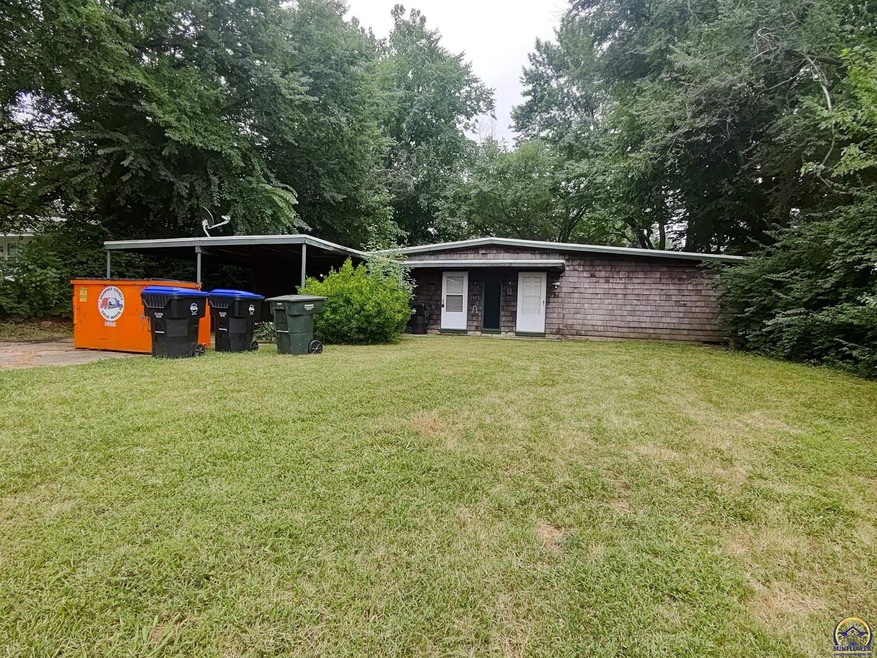 3625 SW 29th Terrace, Topeka, KS 66614 - photo 1
