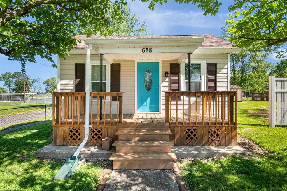 628 W Walnut St, Princeton, IN 47670 - photo 1