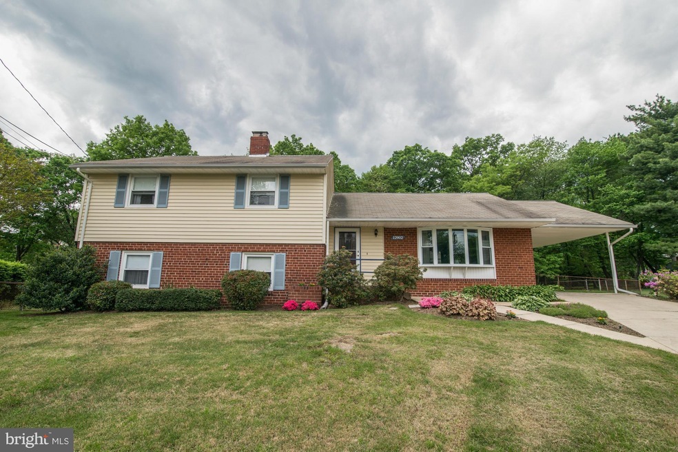12902 Forest View Dr, Beltsville, MD 20705 - photo 1