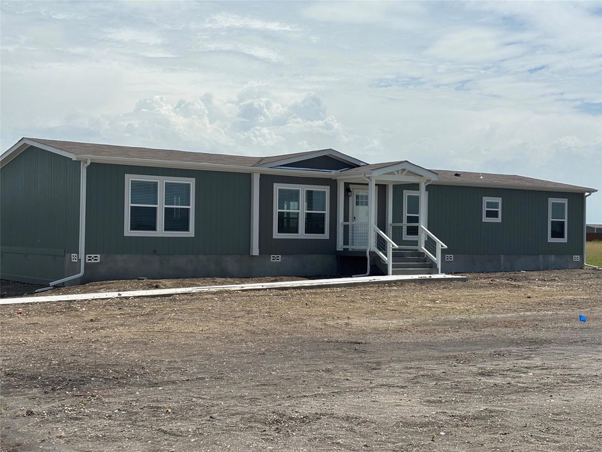 Manufactured / mobile home with crawl space