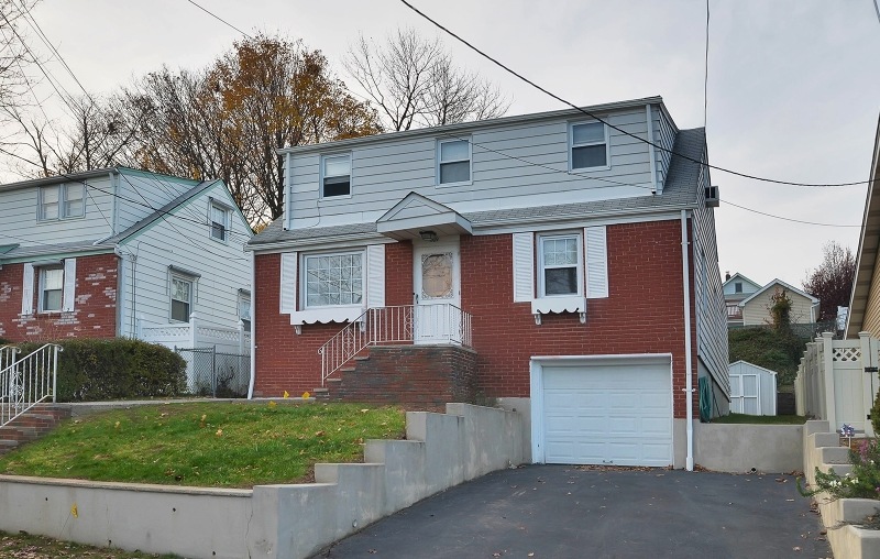 609 3rd St, Lyndhurst, NJ 07071 - photo 1