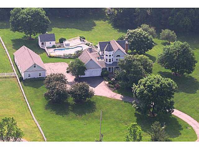 2890 Stringtown Rd NE, Lancaster, OH 43130 - photo 1