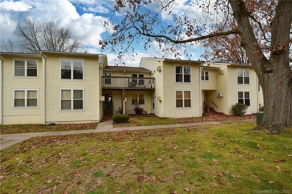 949 Pleasant Valley Rd unit 4-12, South Windsor, CT 06074 - photo 1
