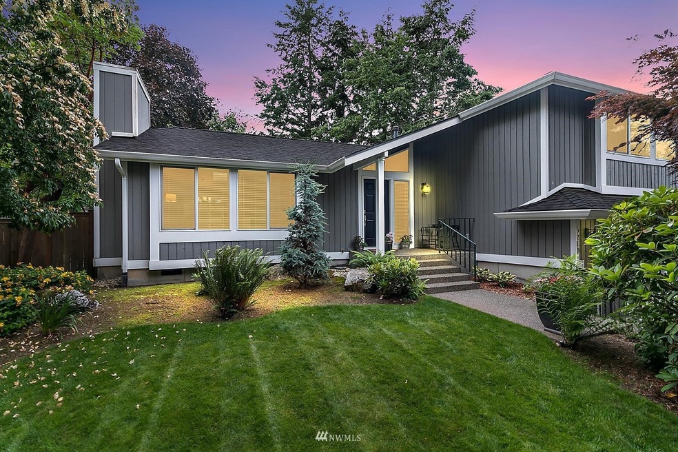 9718 56th St W, University Place, WA 98467 - photo 1