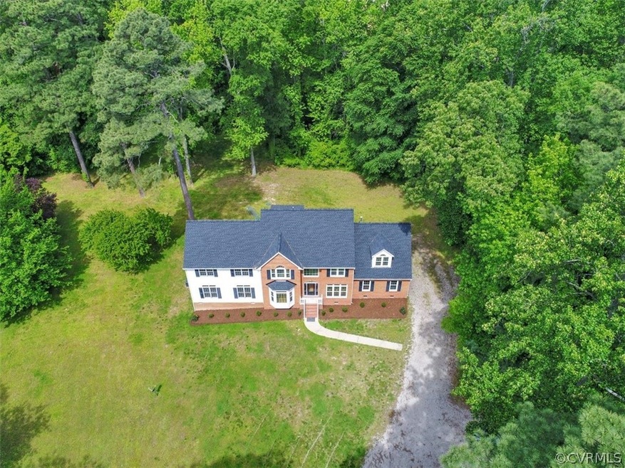 9177 Aaroe Dr, Mechanicsville, VA 23116 - photo 1