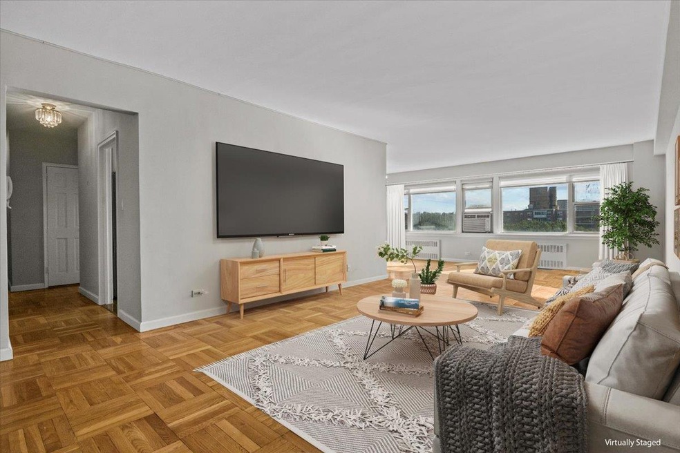 Glen Briar Apartments unit 909, Bronx, NY 10463 - photo 1